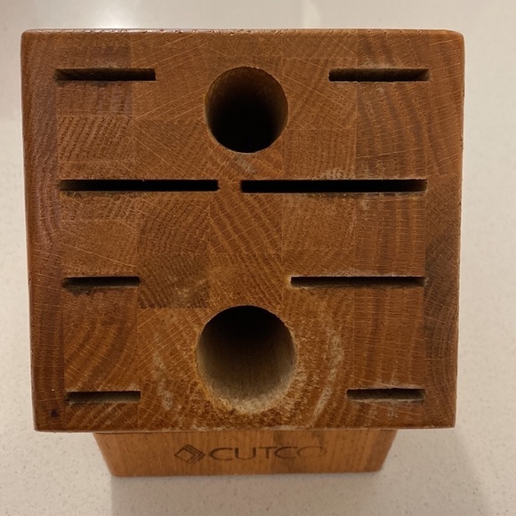 Cutco Homemaker Plus 8 Block in Honey Oak - Picture 5 of 7